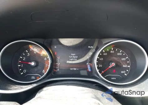 2018 Jeep Compass Limited 4X4 from USA, damaged, VIN 3C4NJDCB8JT147811